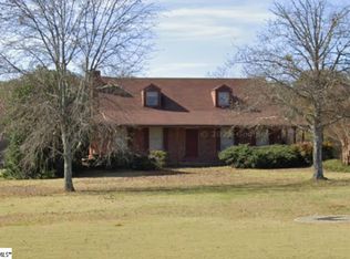 635 Log Shoals Rd, Greenville, SC 29607