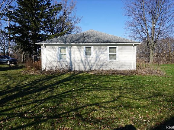 4th image of 4145 Janes Rd