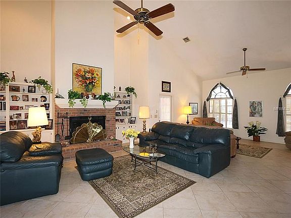 3rd image of 2407 Saint Davids Island Ct