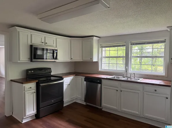 5635 Hicks Chapel Rd, Mount Olive, AL 35117