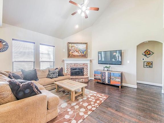 3rd image of 12938 Grandstand Way