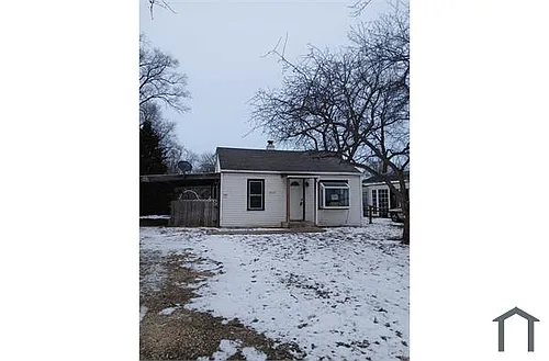 3517 Montrose Ave Photo 1
