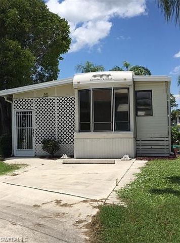1st image of 20160 Ponce De Leon Dr