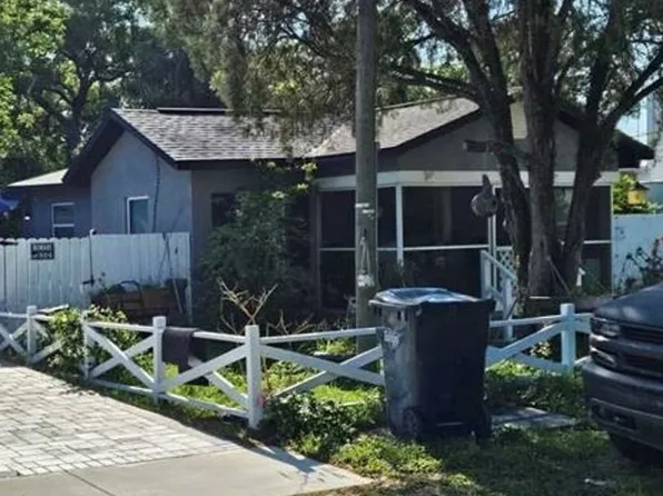 9209 N 13th St, Tampa, FL 33612