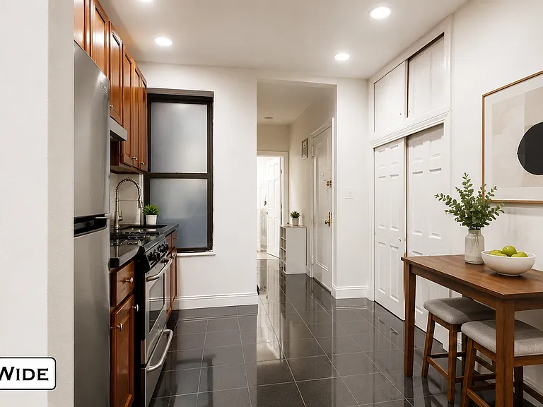 205 W 80th St #2C — Photo 2