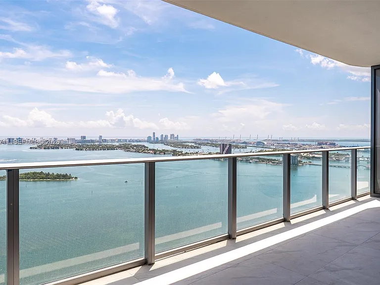 700 NE 24th St #3603 — Photo 21