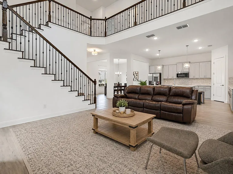2901 Oak Chase Cv — Photo 4