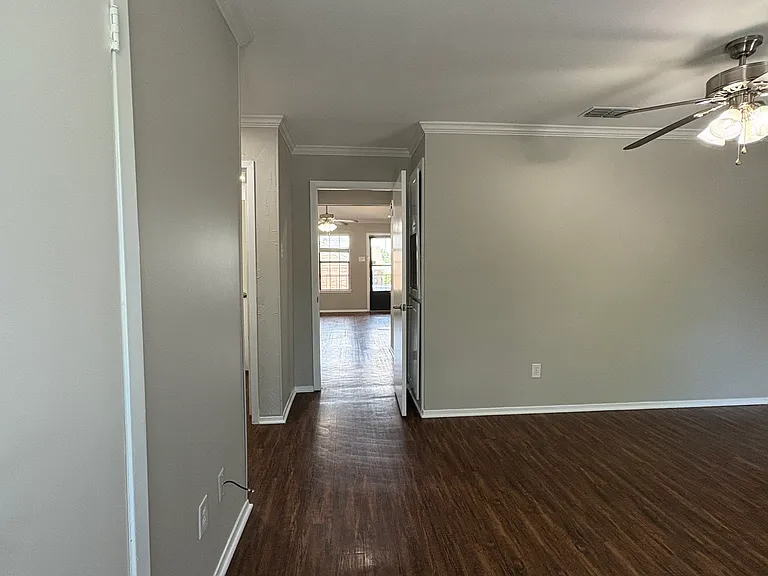 400 W South Town Dr #402 — Photo 46