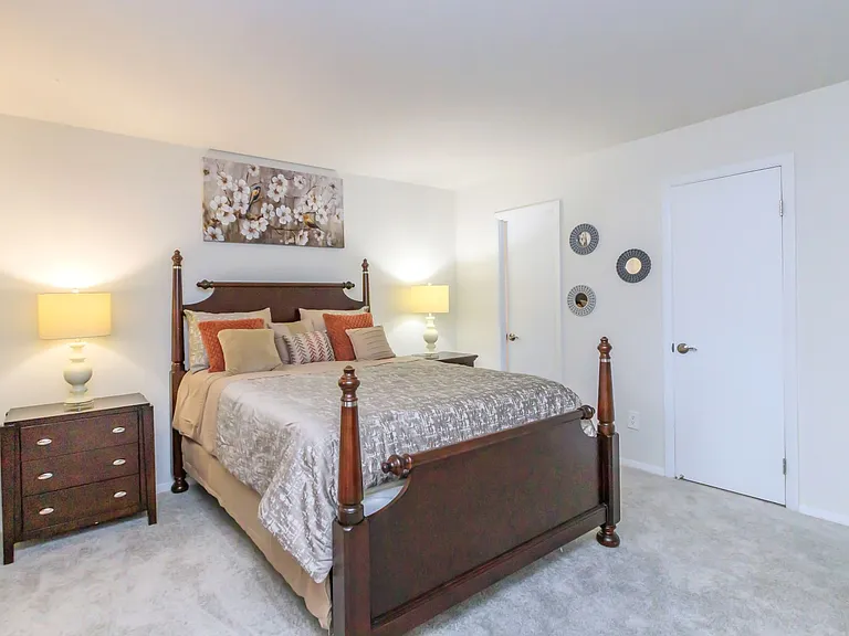 TANGLEWOOD APARTMENTS — Photo 32