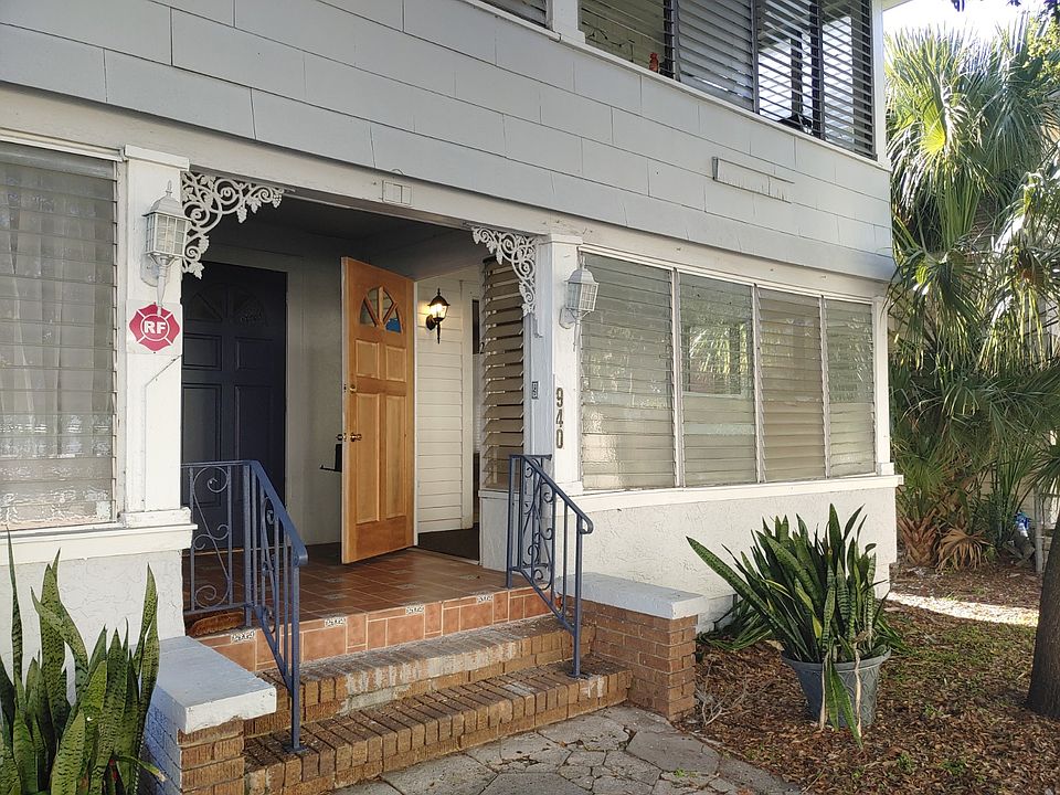 1st image of 940 6th St N APT 2