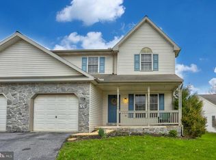 1261 N Church St, Narvon, PA 17555