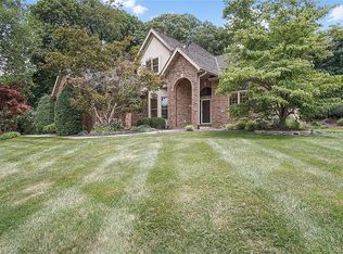 50 Kingsley Way, Glen Carbon, IL 62034