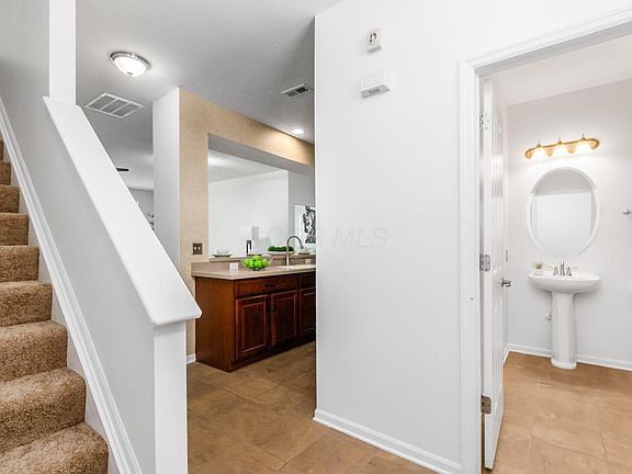 2nd image of 374 Westgreen Ln
