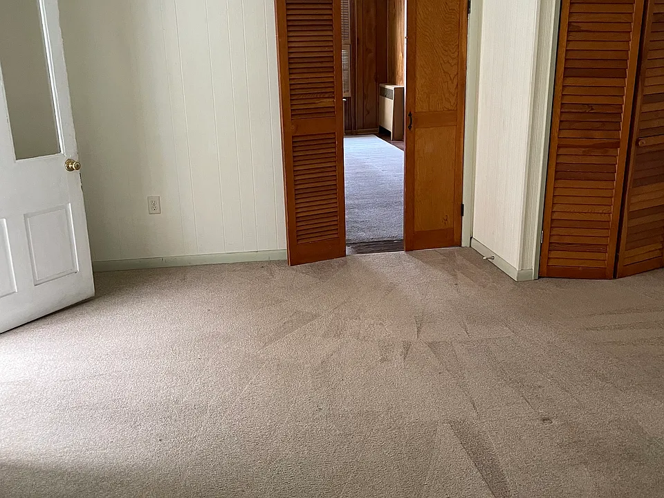 Middle room pic 1