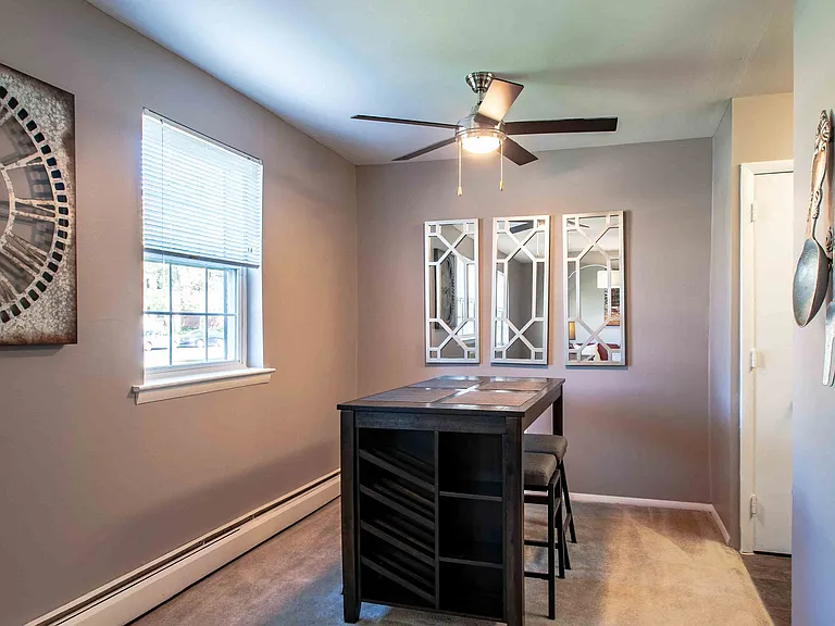 Camp Hill Plaza Apartment Homes — Photo 8
