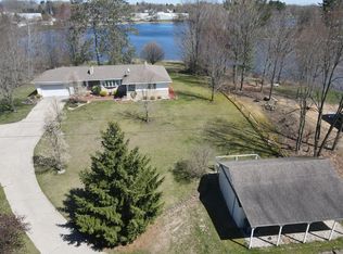414 West Ln, Marion, MI 49665