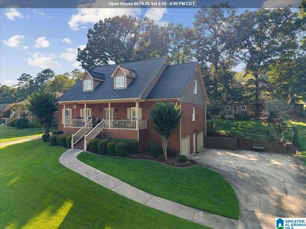 315 Roundabout Dr, Trussville, AL 35173