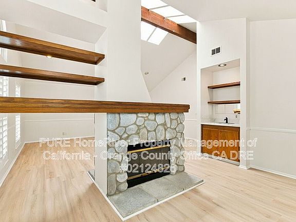 5th image of 4922 Rochelle Ave