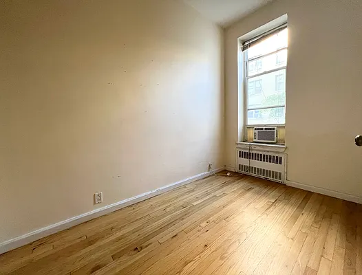 Rented by Bond New York | media 6