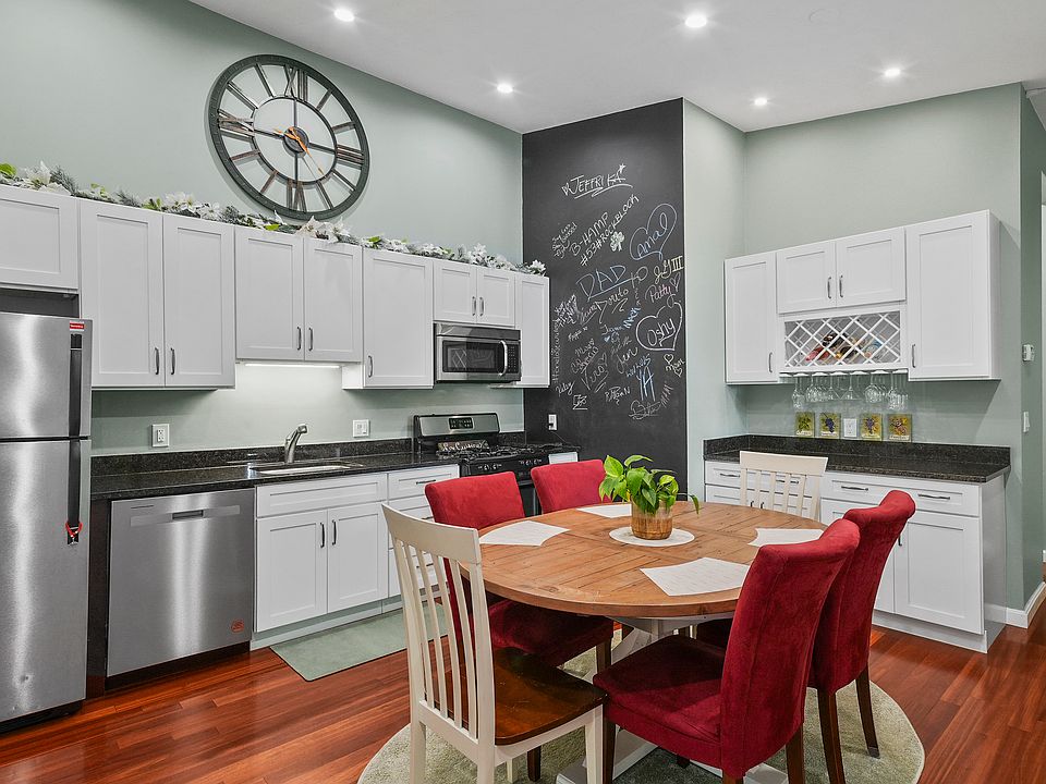 1st image of 25 Hosmer St APT 15