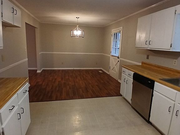 5th image of 4977 Cindy Cir NW