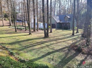 3330 Chattahoochee Rd, Cumming, GA 30041