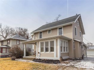 746 31st St, Des Moines, IA 50312