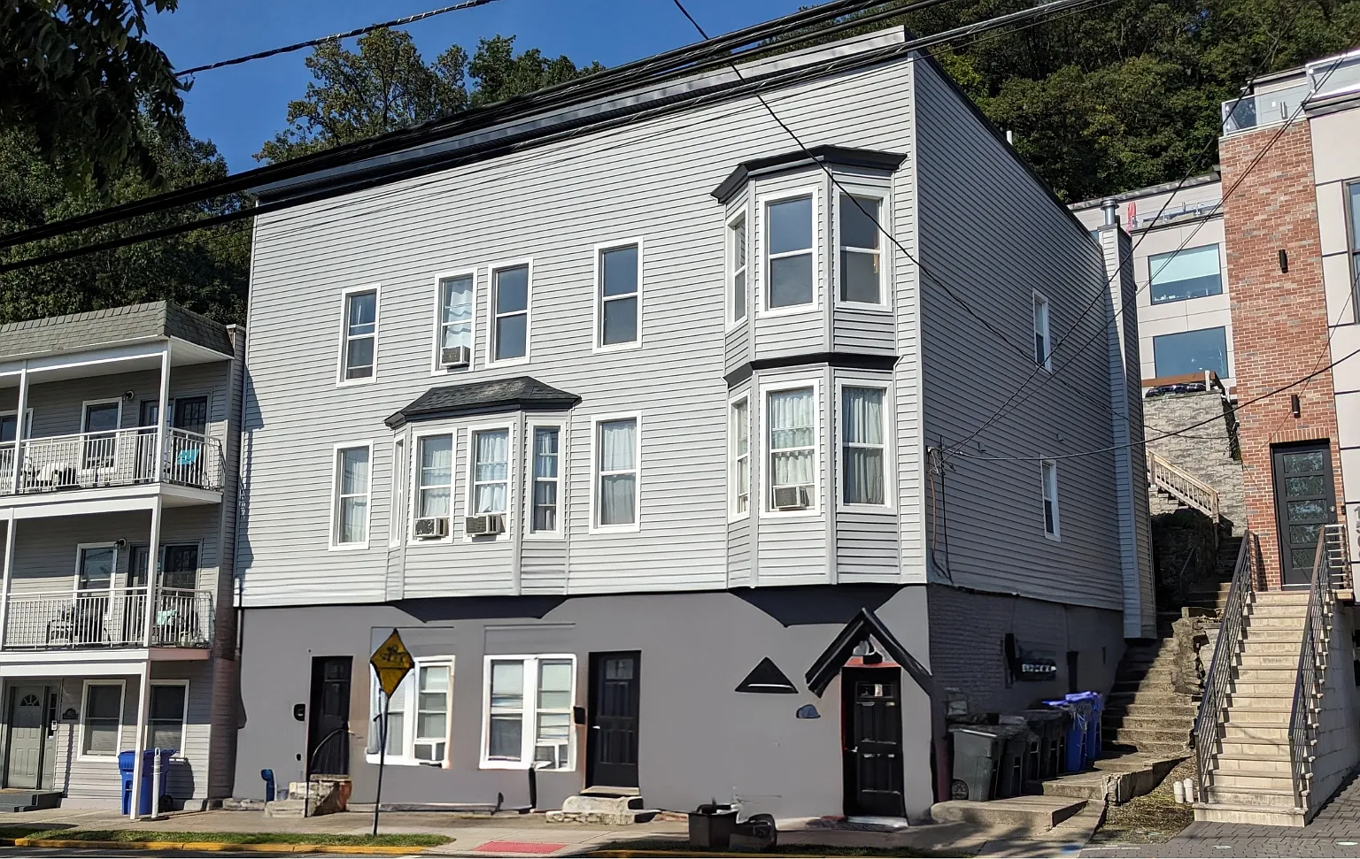 1 bed, 625 sqft, $1,900 — Photo 1