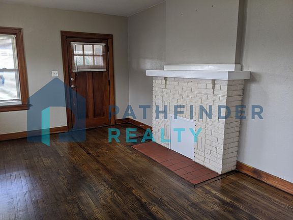 4th image of 2124 Elsmere Ave