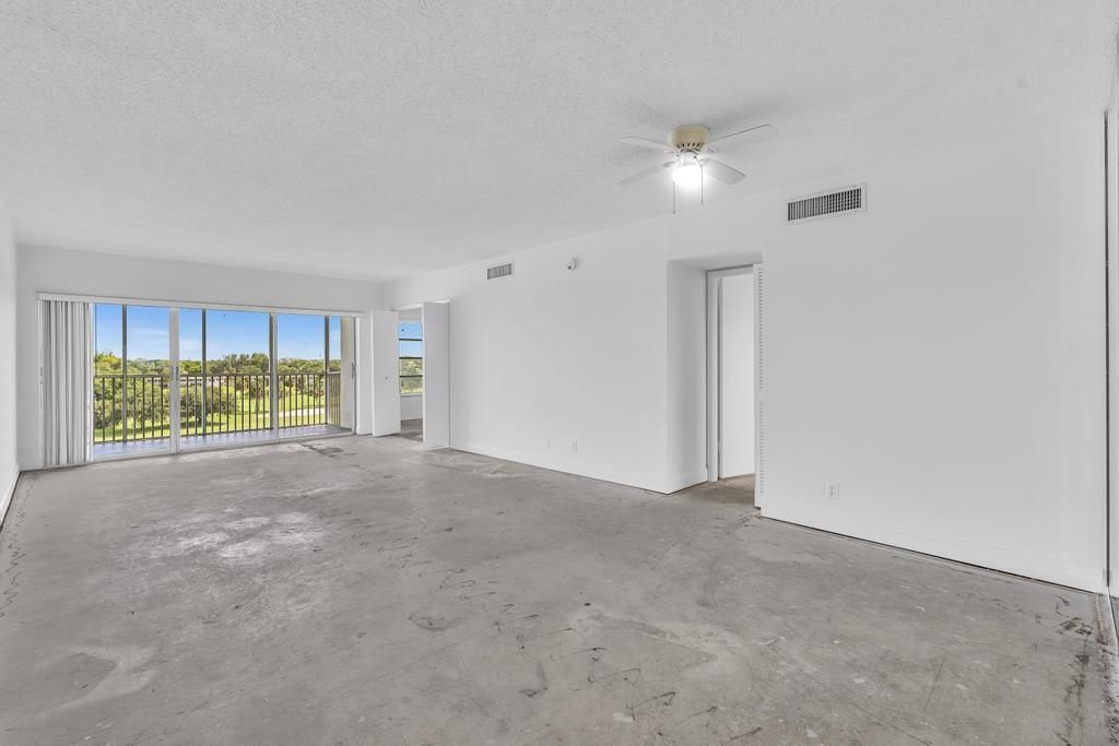 2950 N Palm Aire Drive #607, photo 9