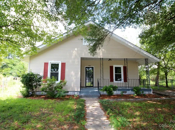 2419 Gardner St, Gastonia, NC 28056