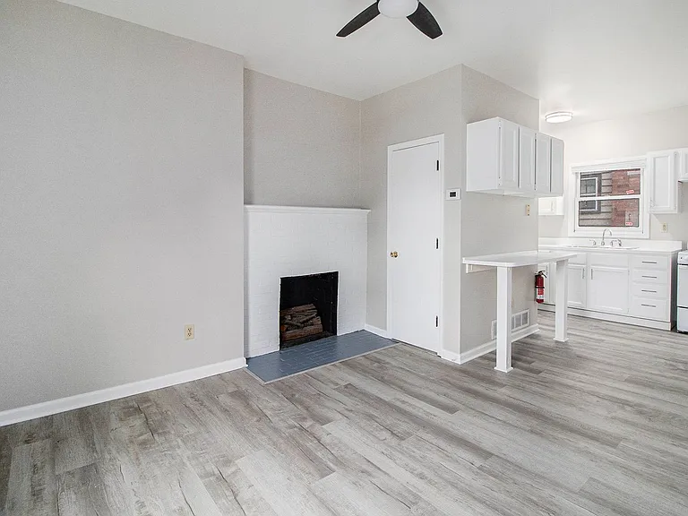 940 W Lovell St #1 — Photo 5