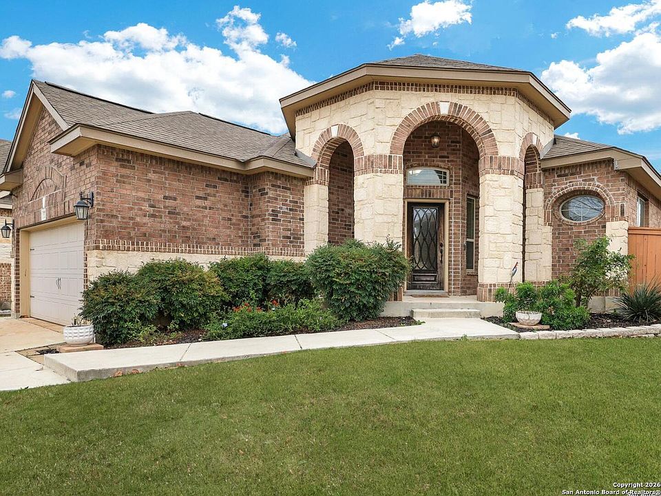 1st image of 12454 Horse Crescent