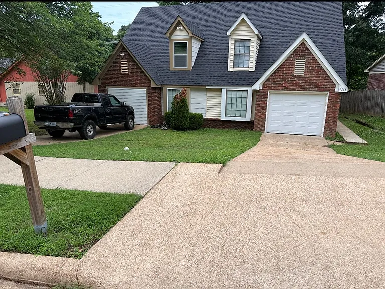 2254 Mangum Rd — Photo 1