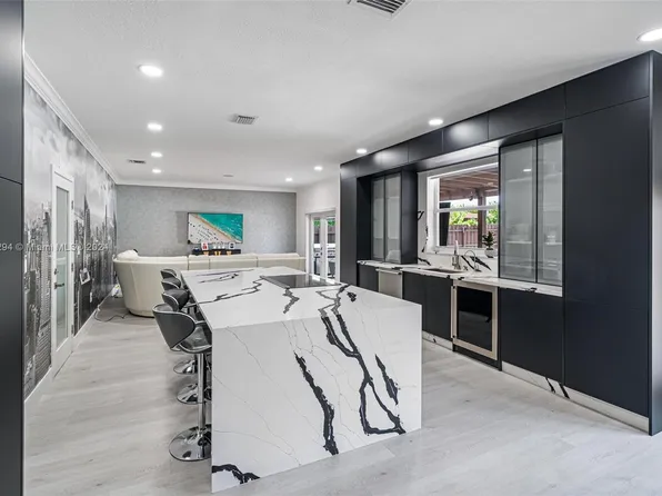 15425 SW 175th St, Miami, FL 33187