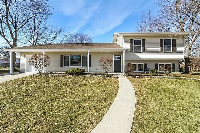 1st image of 740 Maywood Ln