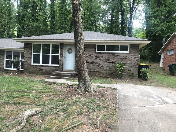 2nd image of 524 Blendwood Dr