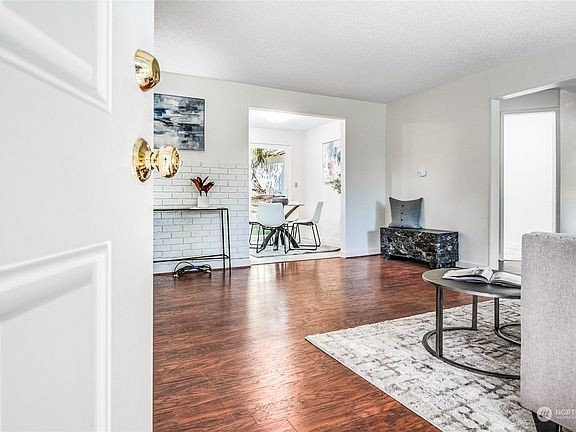 5th image of 16823 174th Avenue NE