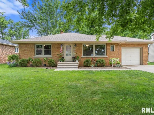 317 N Lafayette St, Metamora, IL 61548