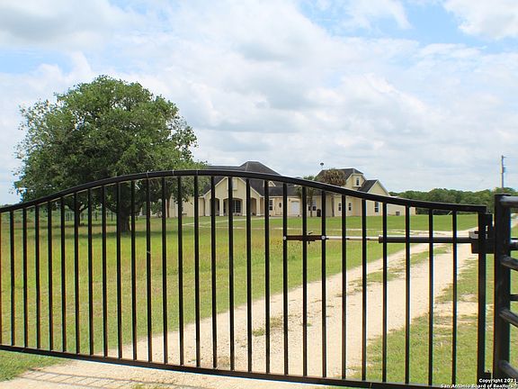 2nd image of 456 County Road 413