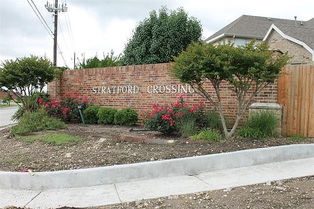 1st image of 937 Lauren Ln