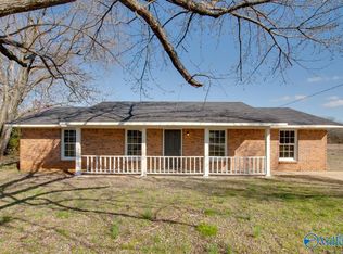 10810 Griffith Rd, Tanner, AL 35671