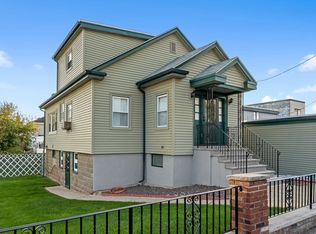 462 American Legion Hwy, Revere, MA 02151