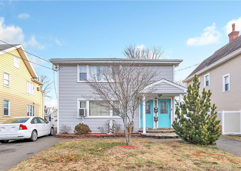 1st image of 257 1st Ave