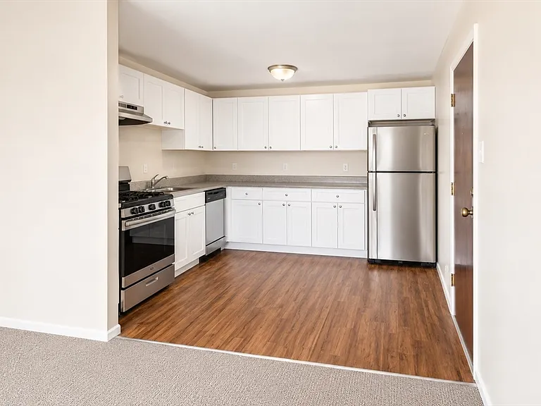 361 Hildreth St #24 — Photo 3