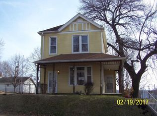 2202 Felix St, Saint Joseph, MO 64501