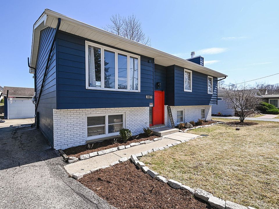 1st image of 107 Bridgewood Dr
