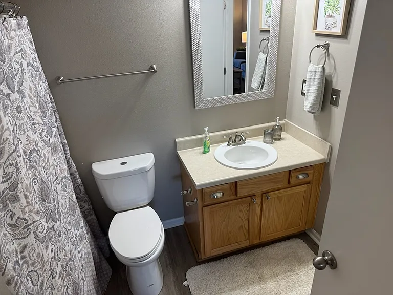 180 W Dublin Dr — Photo 38