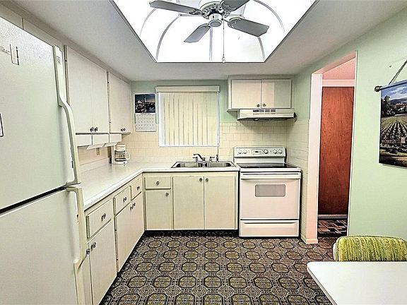 5th image of 4150 Heron Way #201-B