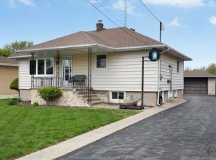 34 Texas Rd, Amherstburg, ON N9V2R7